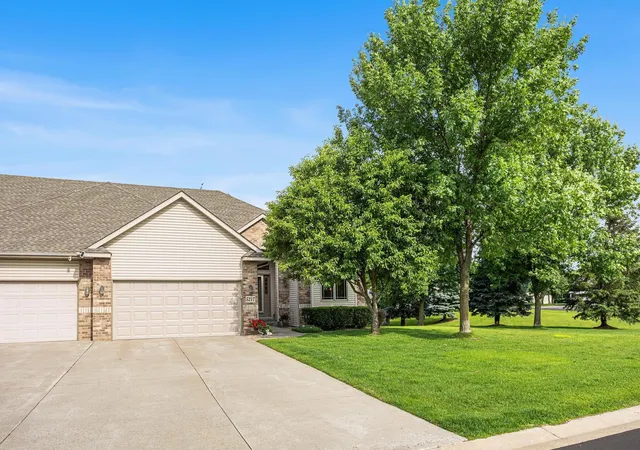 1st image of 5217 107th Ave N, Brooklyn Park, MN 55443 | MLS# 7098771
