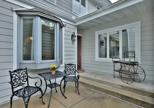Photo 3 of Single family home for sale at 8264 Kingslee Rd, Minneapolis, MN 55438 | MLS# 7098775 | Listing updated on 2026-10-08