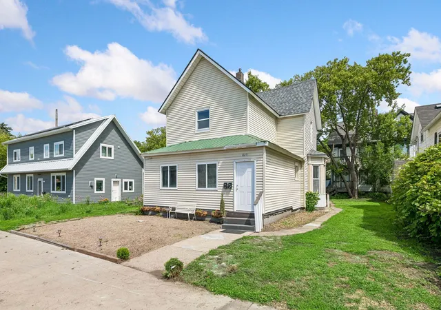 1st image of 825 18th Ave Ne, Minneapolis, MN 55418 | MLS# 7098777