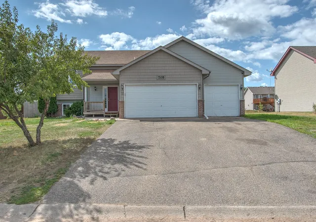 Photo 1 of Single family home for sale at 705 Bluebird St, Mora, MN 55051 | MLS# 7098788 | Listing updated on 2026-10-02