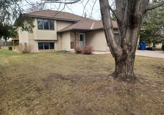 Homes for sale in Saint Cloud, MN | 39 Fairfield Ln, Saint Cloud, MN 56303 | MLS# 7098799