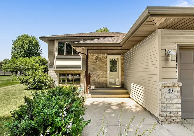 2nd image of 39 Fairfield Ln, Saint Cloud, MN 56303 | MLS# 7098799