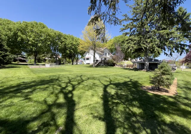 4th image of 803 S Pine St, Caledonia, MN 55921 | MLS# 7098825