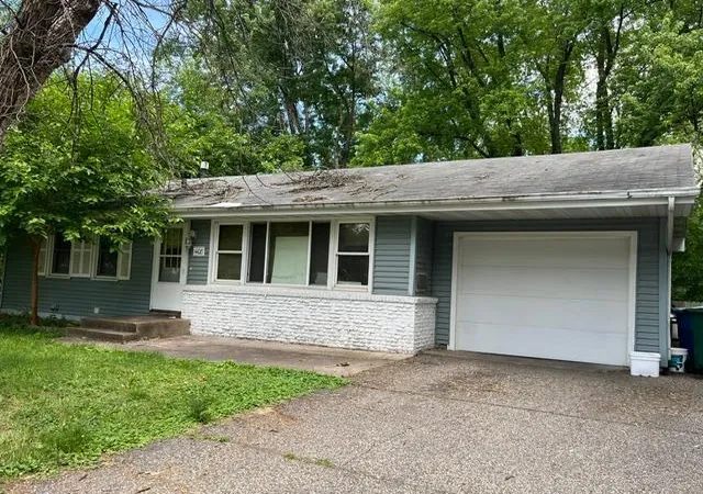 1st image of 1408 Winnetka Ave N, Golden Valley, MN 55427 | MLS# 7098847