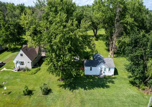 3rd image of 1305 28Th Ave Ne, Austin, MN 55912 | MLS# 7098856