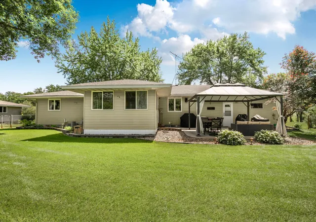 Homes for sale in Saint Cloud, MN | 1021 Bromo Ave, Saint Cloud, MN 56303 | MLS# 7098861