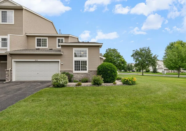 2nd image of 6610 Peony Ln N #6610B, Maple Grove, MN 55311 | MLS# 7098888