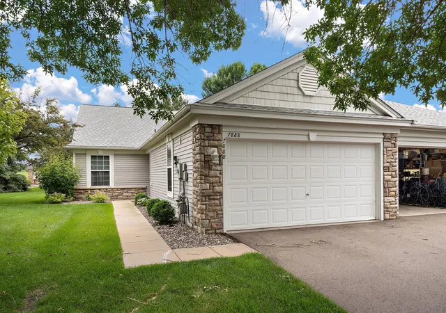 Homes for sale in Elk River, MN | 7888 Prairie Creek Ct Ne, Elk River, MN 55330 | MLS# 7098890