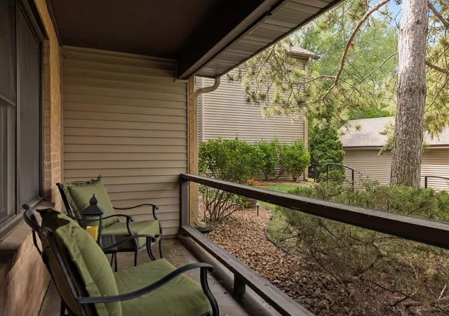 Homes for sale in Bloomington, MN | 11041 Oregon Cir #53, Bloomington, MN 55438 | MLS# 7098895