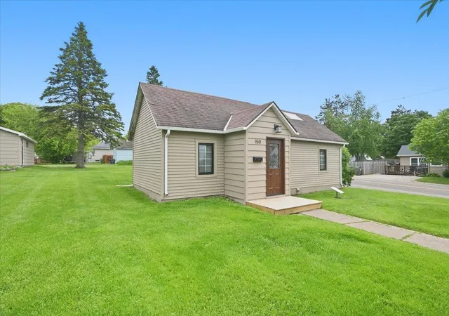 Homes for sale in Duluth, MN | 150 1st St, Duluth, MN 55810 | MLS# 7098904