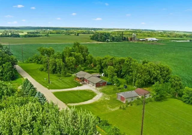 1st image of 5037 22nd Ave Sw, Owatonna, MN 55060 | MLS# 7098920