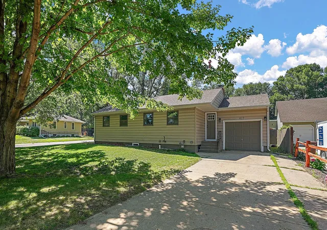 1st image of 417 Central Ave S, Young America, MN 55397 | MLS# 7098933