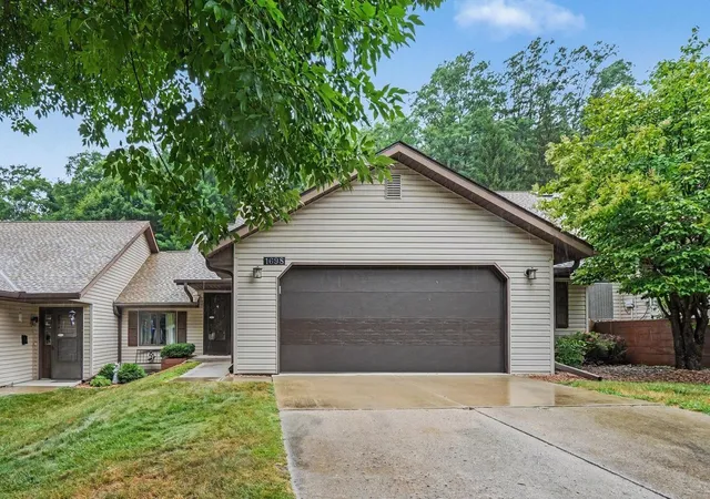 1st image of 1698 Cobblestone Ct, Red Wing, MN 55066 | MLS# 7098980