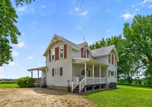 Photo 3 of Sale Pending at 73584 260th Avenue, Hayfield, MN 55940 | MLS# 7098983 | Listing updated on 2026-08-15