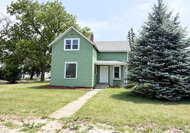 Homes for sale in Wilmont, MN | 502 3rd Ave Nw, Wilmont, MN 56185 | MLS# 7098984