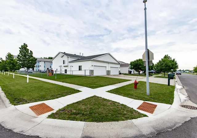 Homes for sale in West Fargo, ND | 905 11th St W, West Fargo, ND 58078 | MLS# 7099009