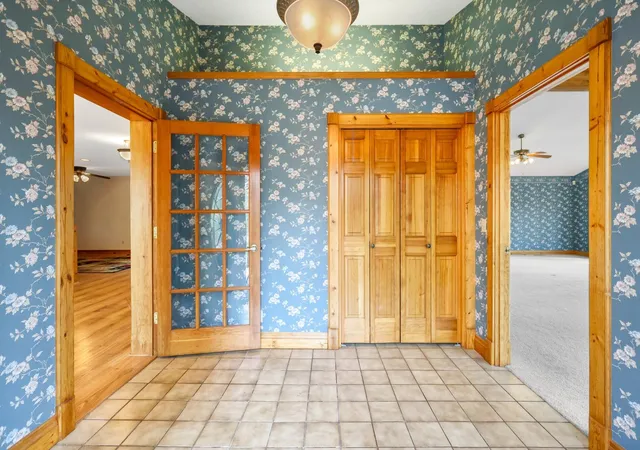 Photo 4 of Single family home for sale at 12199 Galaxie Ave, Saint Paul, MN 55124 | MLS# 7099017 | Listing updated on 2026-09-04