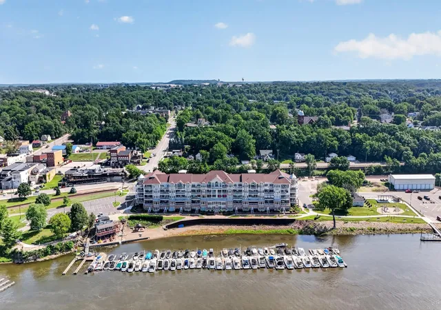 2nd image of 150 Front St N #223, Prescott, WI 54021 | MLS# 7099039