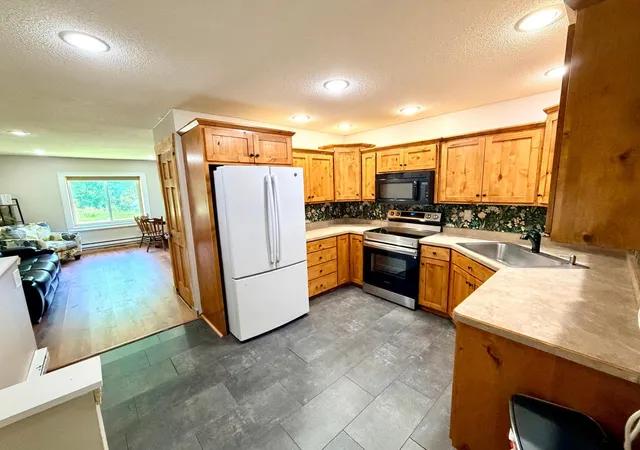 Homes for sale in New London, MN | 16690 68Th St Nw, New London, MN 56273 | MLS# 7099047