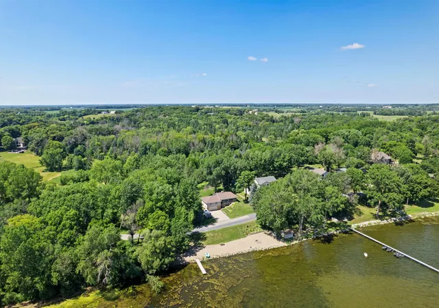 2nd image of 11040 N Shore Rd, Waconia, MN 55387 | MLS# 7099048