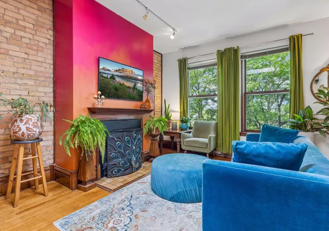 Photo 2 of Condo for sale at 2417 Emerson Ave S #109, Minneapolis, MN 55405 | MLS# 7099055 | Listing updated on 2026-08-12