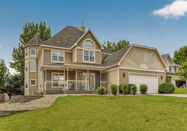 1st image of 1851 22nd Ave Ne, Rochester, MN 55906 | MLS# 7099086