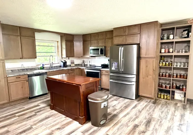 Homes for sale in Roseau, MN | 40439 230th St, Roseau, MN 56751 | MLS# 7099096