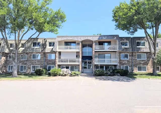 Homes for sale in Mound, MN | 4387 Wilshire Blvd #106, Mound, MN 55364 | MLS# 7099109