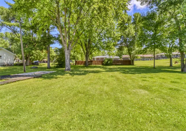 Homes for sale in Pelican Rapids, MN | 607 Maplewood Dr Se, Pelican Rapids, MN 56572 | MLS# 7099118