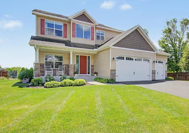 2nd image of 801 Yellowstone Trl, Waconia, MN 55387 | MLS# 7099131