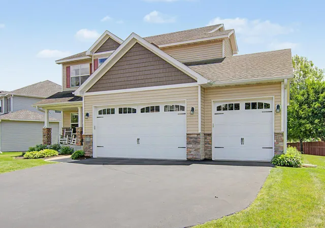 3rd image of 801 Yellowstone Trl, Waconia, MN 55387 | MLS# 7099131