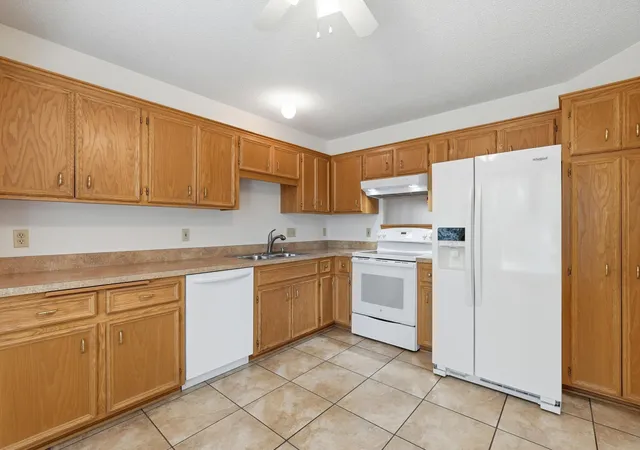 Photo 3 of Single family home for sale at 14111 Essex Ln, Saint Paul, MN 55124 | MLS# 7099136 | Listing updated on 2026-09-18