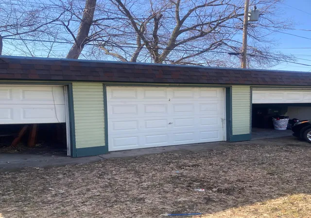 3rd image of 861 Burr St, Saint Paul, MN 55130 | MLS# 7099167