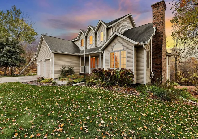 Single family home for sale at 2320 40th Street N, Sartell, MN 56377 | MLS# 7099175