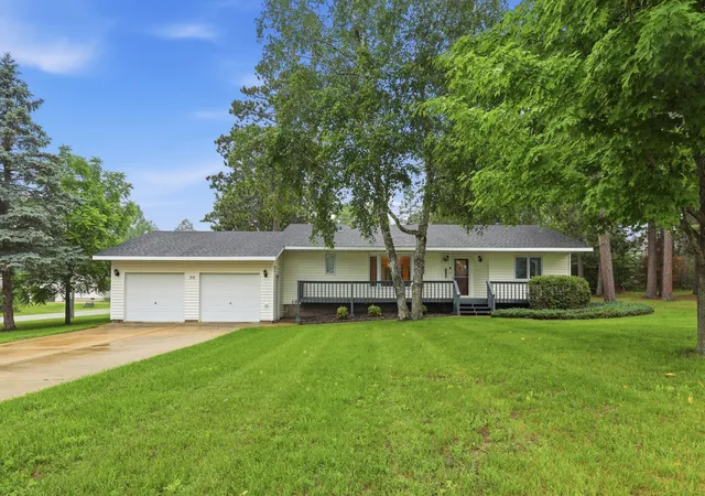 1st image of 319 1st St Nw, Menahga, MN 56464 | MLS# 7099181