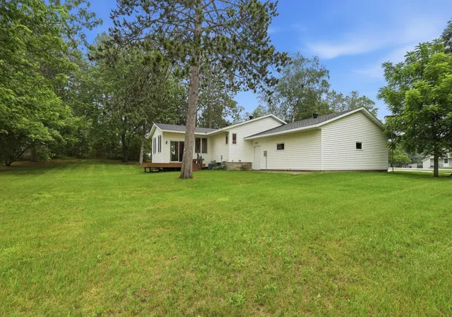 2nd image of 319 1st St Nw, Menahga, MN 56464 | MLS# 7099181