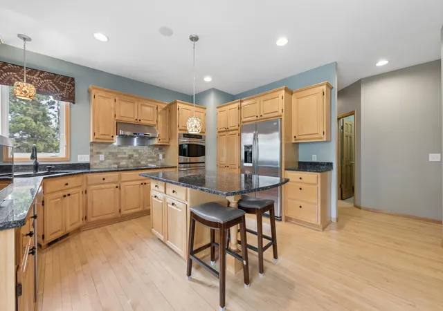 2nd image of 8126 Pristine Pine Trl, Eden Prairie, MN 55347 | MLS# 7099184