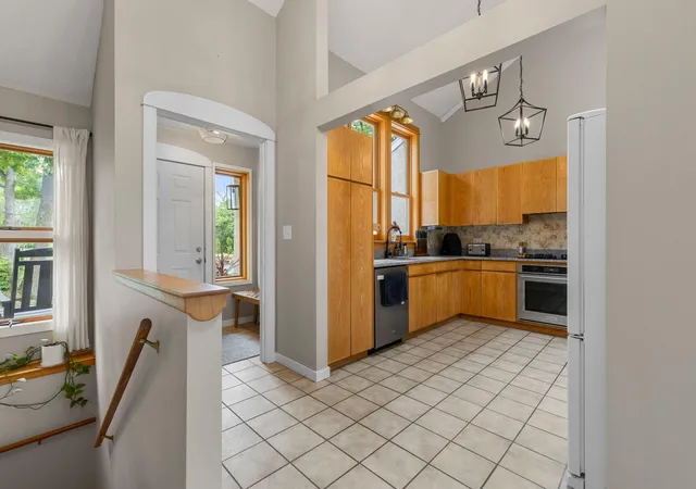 3rd image of 8870 202Nd St N, Forest Lake, MN 55025 | MLS# 7099187