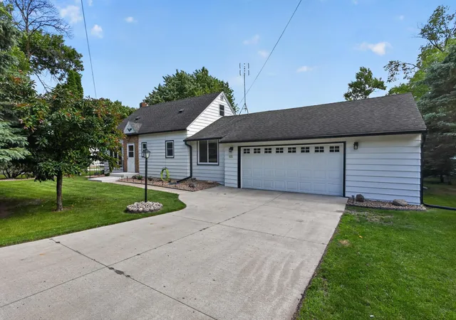 Homes for sale in Alexandria, MN | 1212 Latoka Dr Sw, Alexandria, MN 56308 | MLS# 7099188