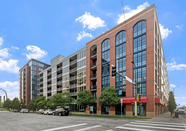 Photo 1 of Condo for sale at 215 10th Avenue S #533, Minneapolis, MN 55415 | MLS# 7099203 | Listing updated on 2026-07-29