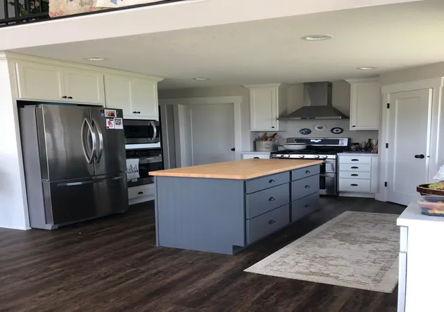 Photo 4 of Sale Pending at 28615 Quail Rd, Shafer, MN 55074 | MLS# 7099204 | Listing updated on 2026-09-29