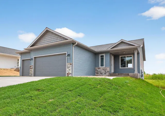 1st image of 6246 Cody Pl Nw, Rochester, MN 55901 | MLS# 7099225