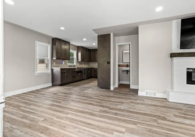 5th image of 1601 11Th St N, Fargo, ND 58102 | MLS# 7099226