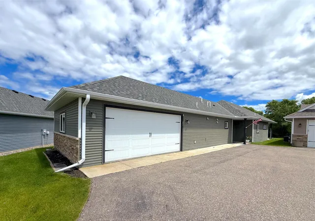 Homes for sale in Annandale, MN | 441 Pintail Cir, Annandale, MN 55302 | MLS# 7099227