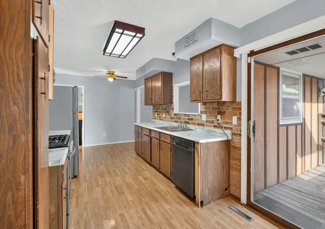 Photo 3 of Single family home for sale at 1430 Summit Ave, Saint Paul Park, MN 55071 | MLS# 7099229 | Listing updated on 2026-10-31