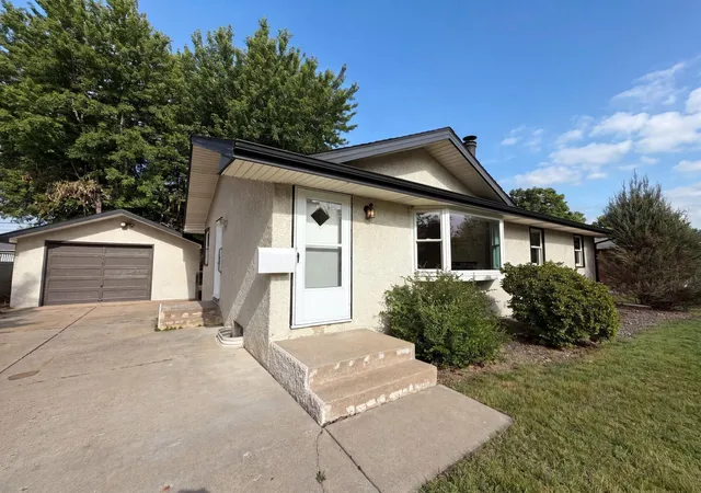 29th image of 6180 6th St Ne, Minneapolis, MN 55432 | MLS# 7099237