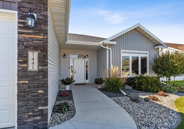 3rd image of 7441 15Th St S, Fargo, ND 58104 | MLS# 7099239