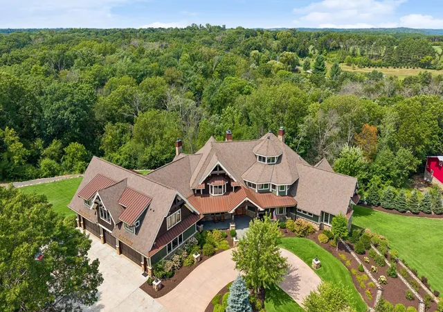 4th image of 12870 Saint Croix Trl N, Stillwater, MN 55082 | MLS# 7099248