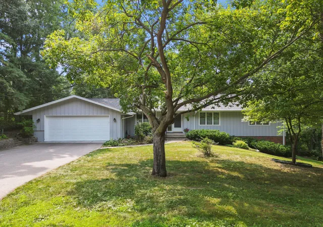 Photo 1 of Single family home for sale at 4723 Forest Cir, Minnetonka, MN 55345 | MLS# 7099263 | Listing updated on 2026-09-01