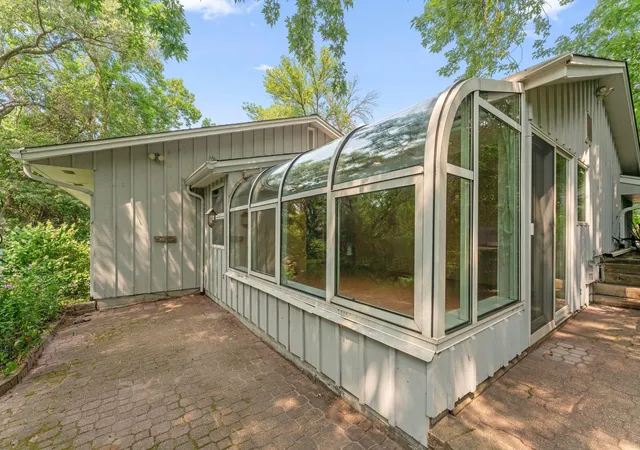 Photo 3 of Single family home for sale at 4723 Forest Cir, Minnetonka, MN 55345 | MLS# 7099263 | Listing updated on 2026-09-01